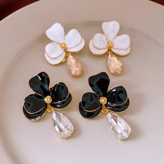 Pendant Earrings Classic